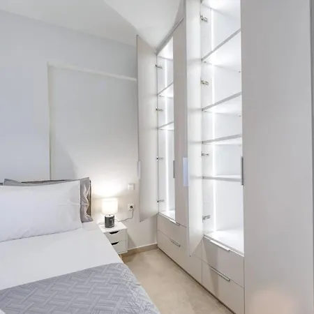Lägenhet Alba Luxury Tríkala